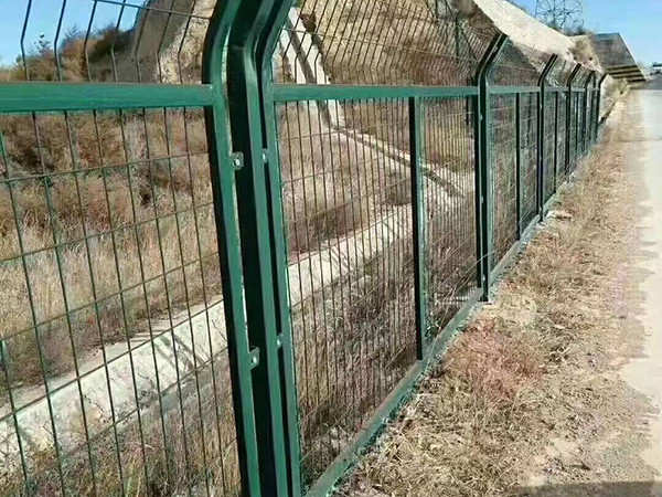 监狱钢网墙